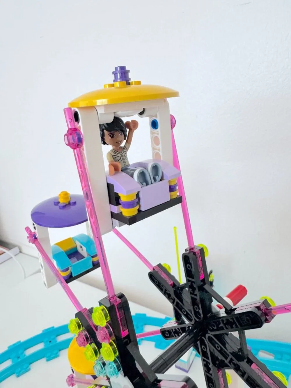 LEGO Friends Amusement Park Roller Coaster (#41130, 1124 pieces) - Retired